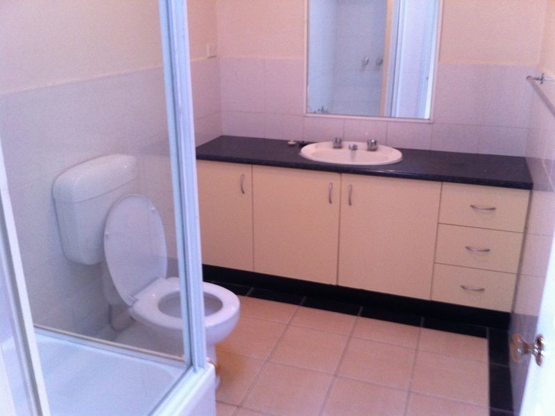 1/64 Ross Street, Dandenong VIC 3175