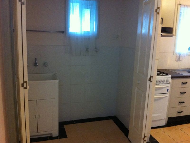 1/64 Ross Street, Dandenong VIC 3175