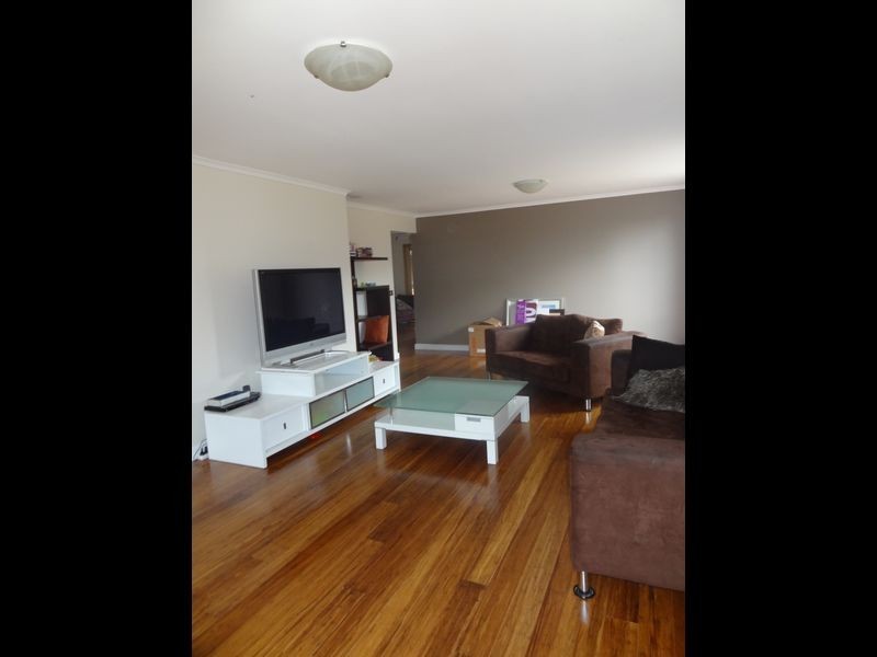 23 Maryrose Crescent, Endeavour Hills VIC 3802