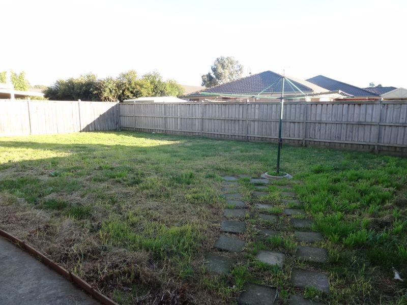 4 Crabapple Close, Lyndhurst VIC 3975