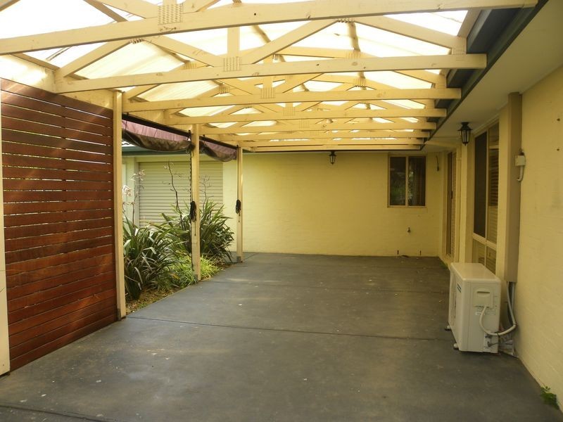 70 Amber Crescent, Narre Warren VIC 3805