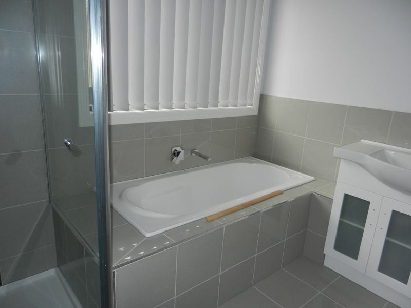 2/45 Keshava Grove, Dandenong VIC 3175