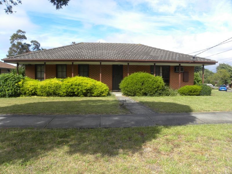 12 Admirala Avenue, Dandenong North VIC 3175