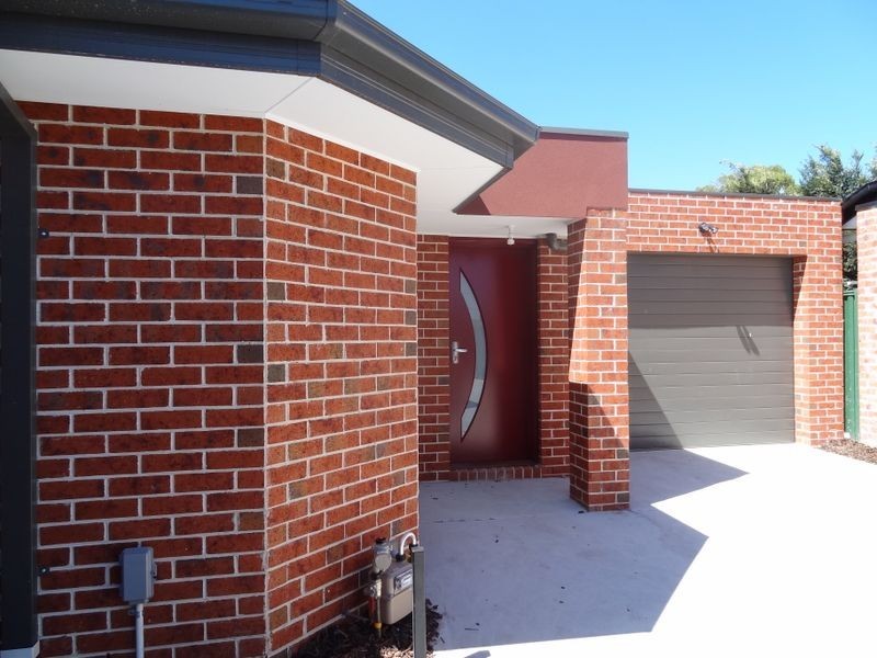 3/10 Sunset Grove, Dandenong VIC 3175