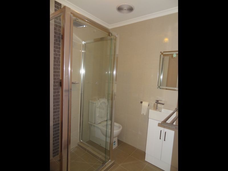 3/10 Sunset Grove, Dandenong VIC 3175