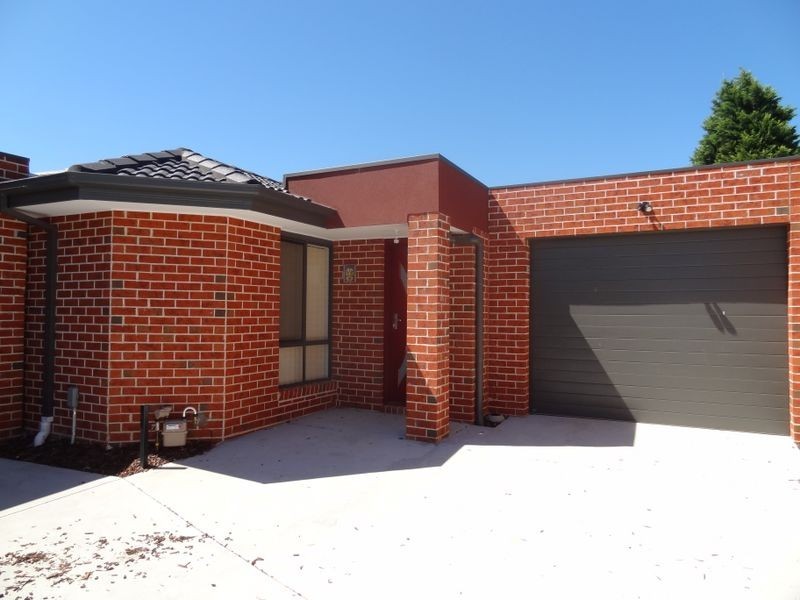 3/10 Sunset Grove, Dandenong VIC 3175