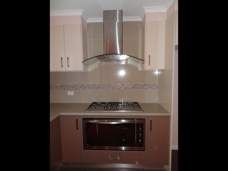 3/10 Sunset Grove, Dandenong VIC 3175