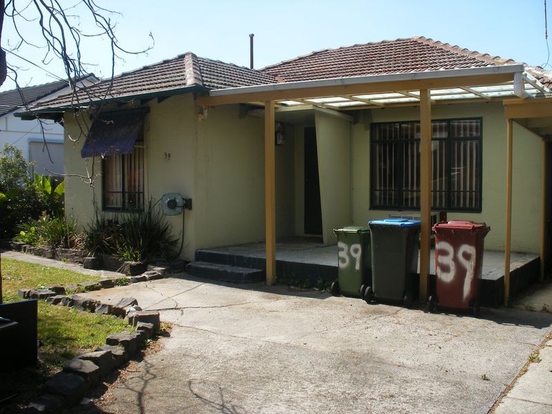 39 Box Street, Doveton VIC 3177