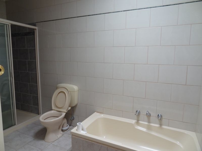 11 McNabb Court, Dandenong North VIC 3175