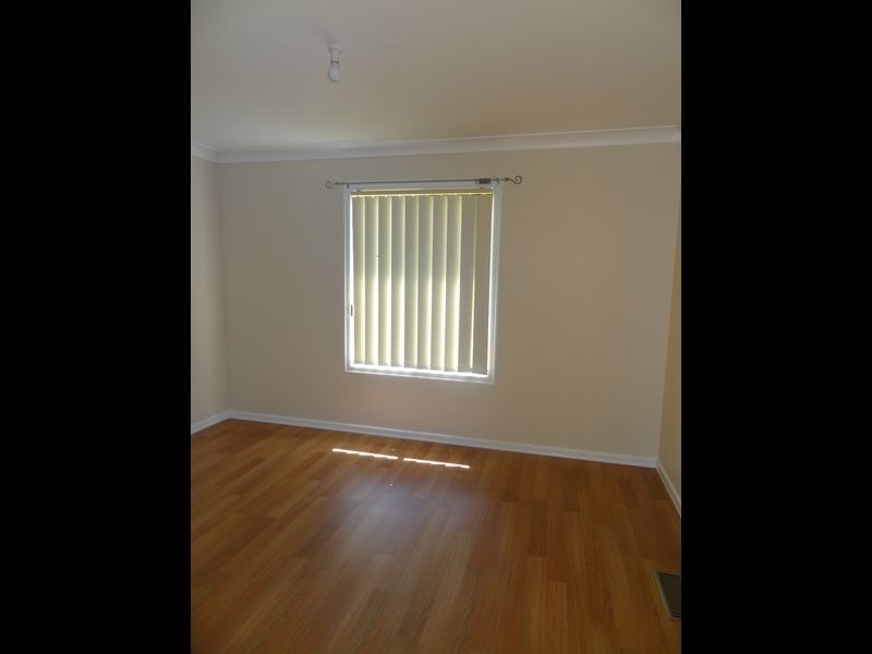 11 McNabb Court, Dandenong North VIC 3175