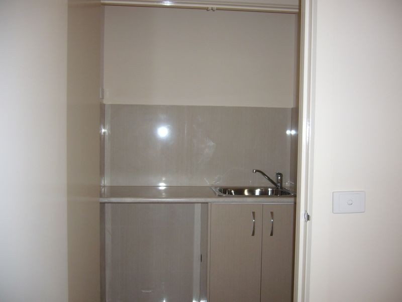 10/3 Market Street, Dandenong VIC 3175