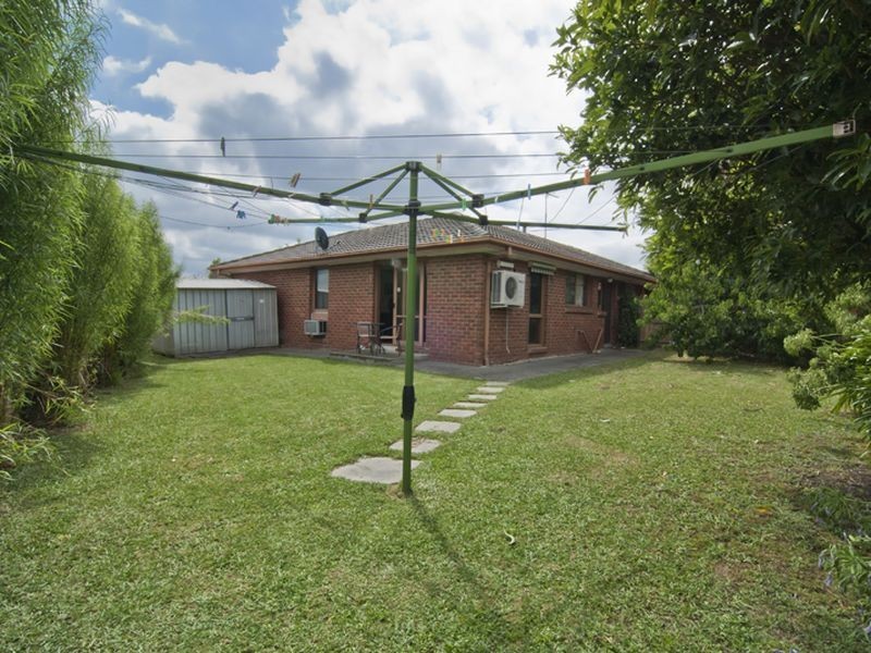 4 Lydia Mary Drive, Berwick VIC 3806