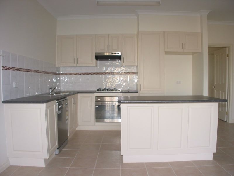 17/84 Heatherton Road, Endeavour Hills VIC 3802