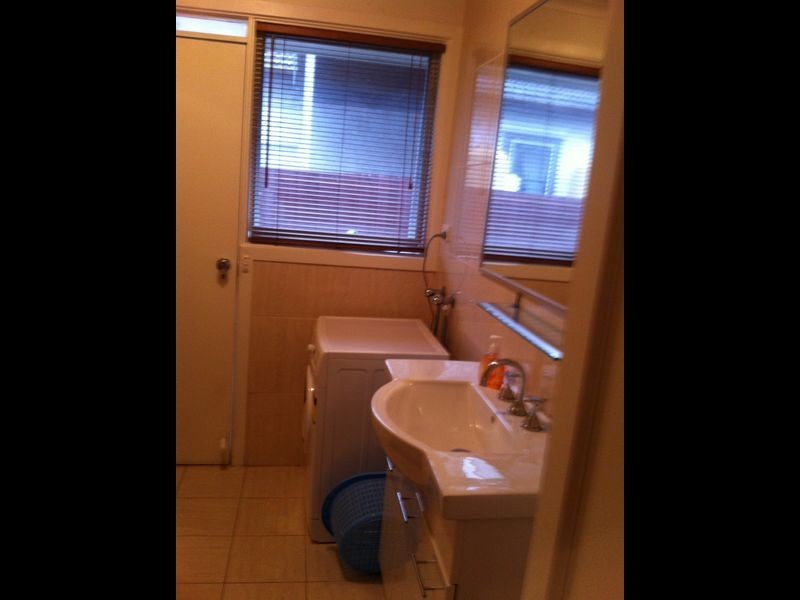 2/92 Warrigal Road, Mentone VIC 3194