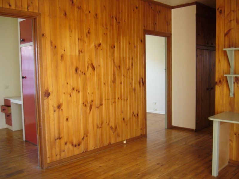 10 Paterson Road, Springvale VIC 3171