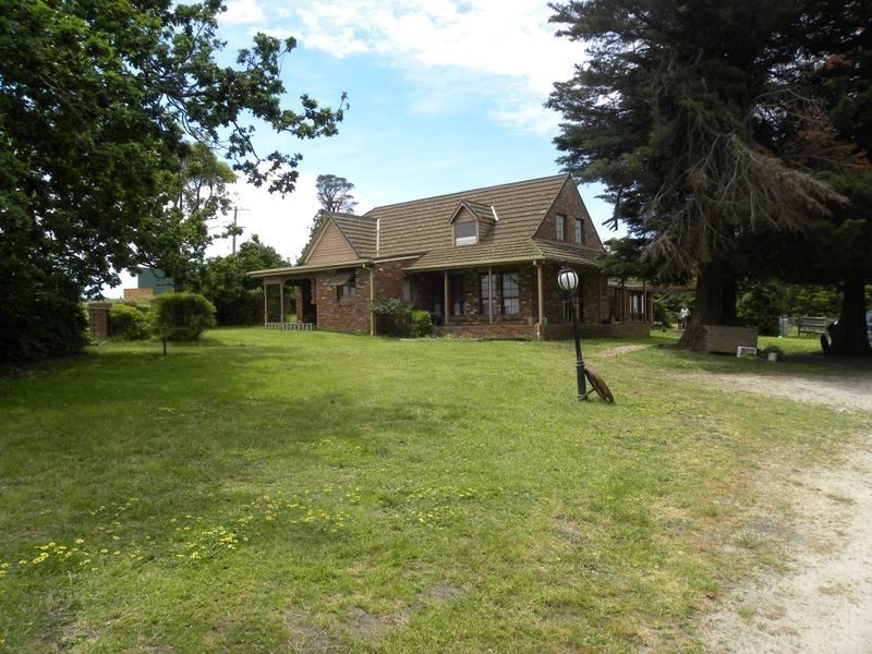 181 Grices Road, Clyde North VIC 3978