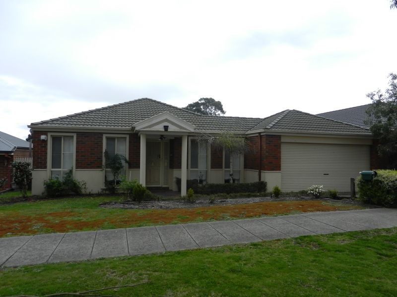 8 Chauncy Way, Lynbrook VIC 3975