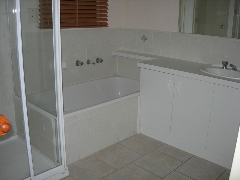 80 The Parkway, Hampton Park VIC 3976