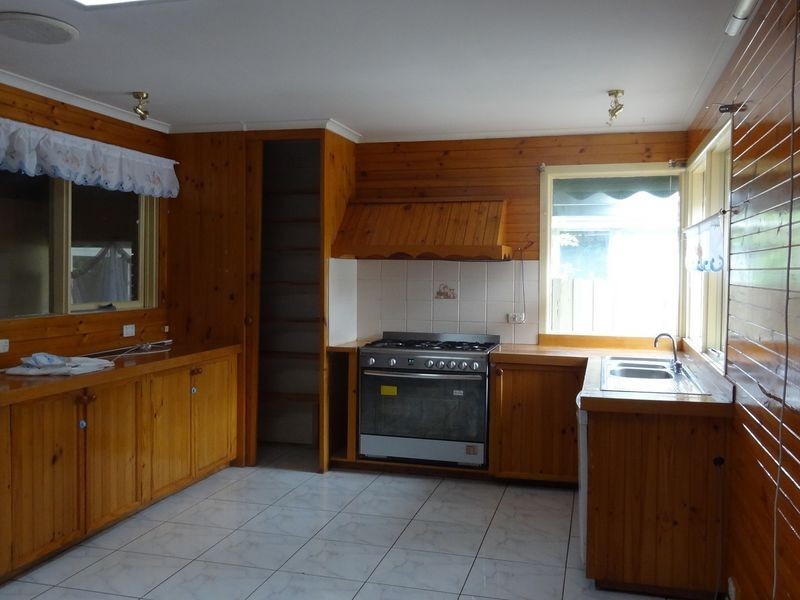 12 Fraser Street, Dandenong North VIC 3175