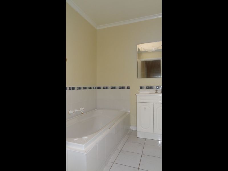 12 Fraser Street, Dandenong North VIC 3175