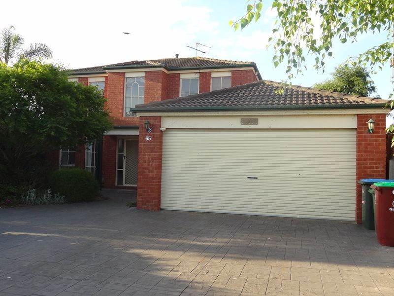 65 David Collins Drive, Endeavour Hills VIC 3802