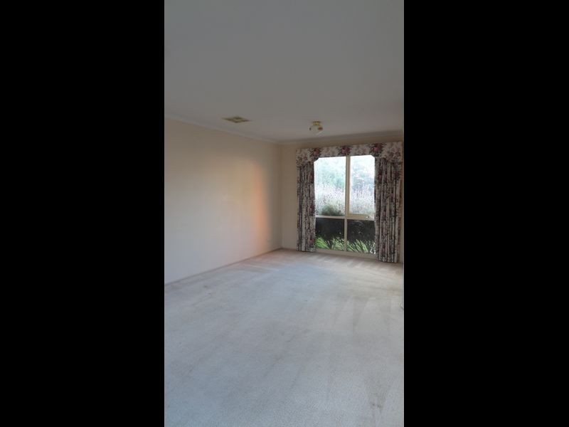 65 David Collins Drive, Endeavour Hills VIC 3802