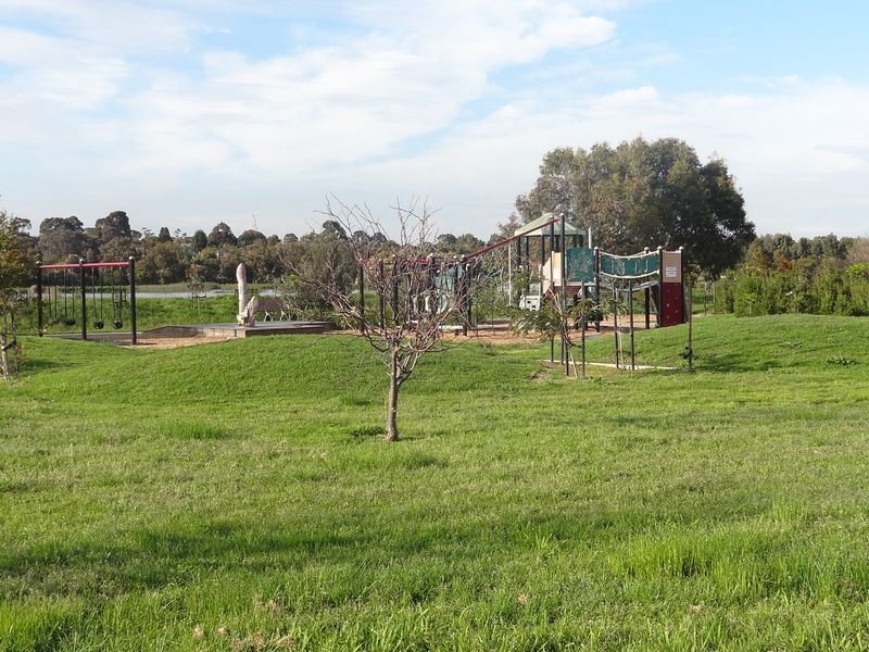 65 David Collins Drive, Endeavour Hills VIC 3802