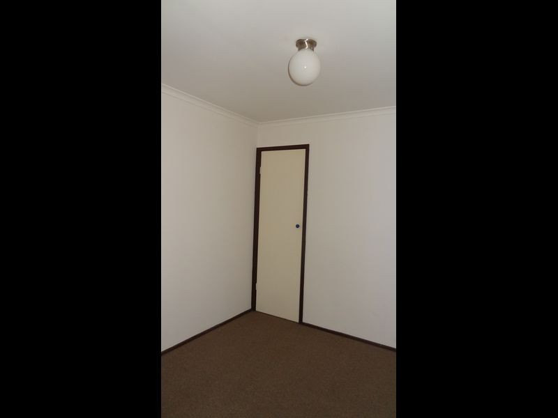 48 Essex Park Drive, Endeavour Hills VIC 3802