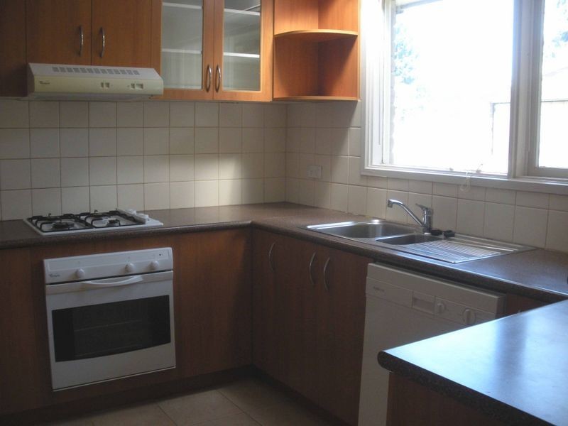 24 Cheviot Avenue, Berwick VIC 3806