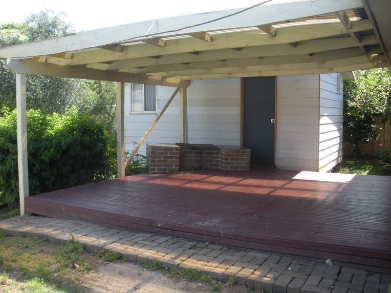 24 Cheviot Avenue, Berwick VIC 3806