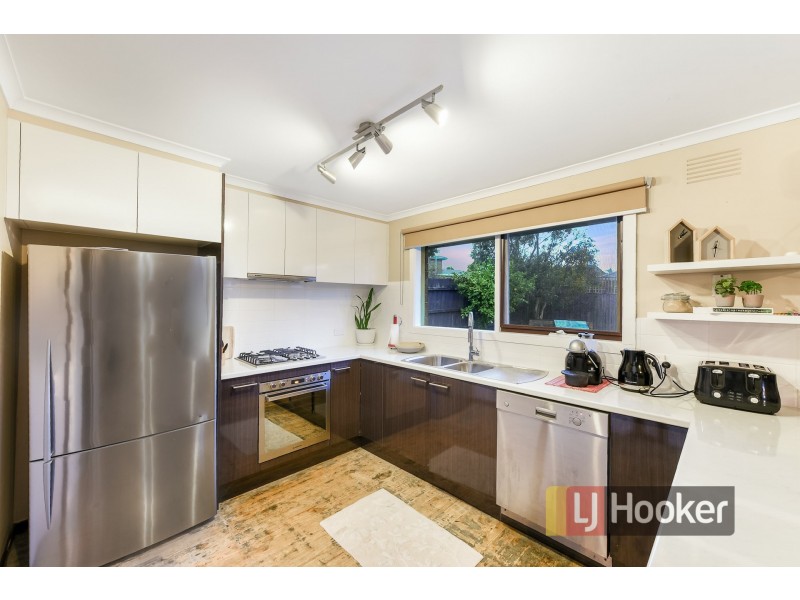 12 Rolland Court, Endeavour Hills VIC 3802