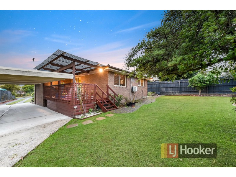 12 Rolland Court, Endeavour Hills VIC 3802