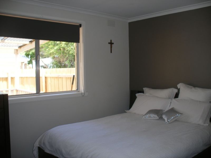 9 Cornwall Street, Hallam VIC 3803