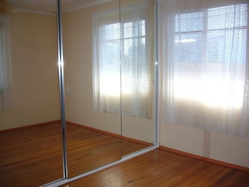 16 Latham Crescent, Dandenong North VIC 3175