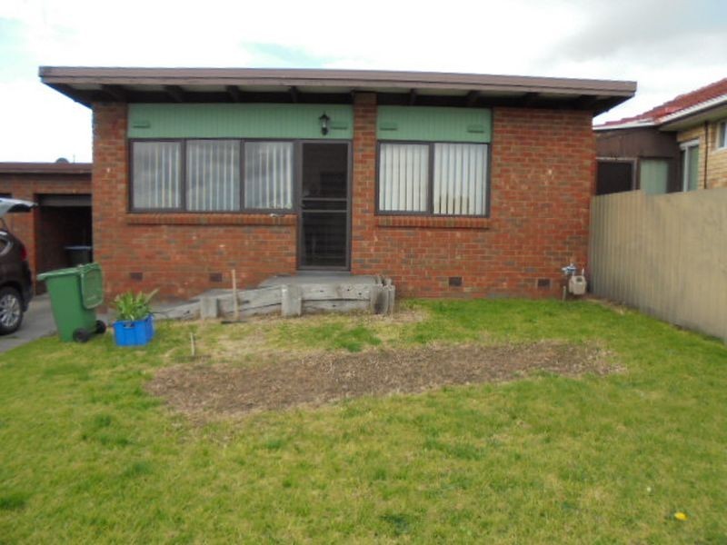 2/144 Kidds Road, Doveton VIC 3177