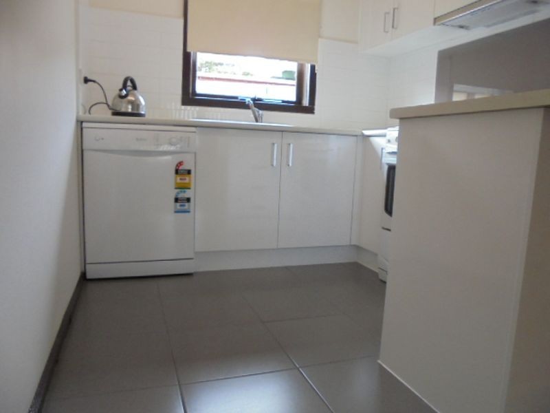 2/144 Kidds Road, Doveton VIC 3177