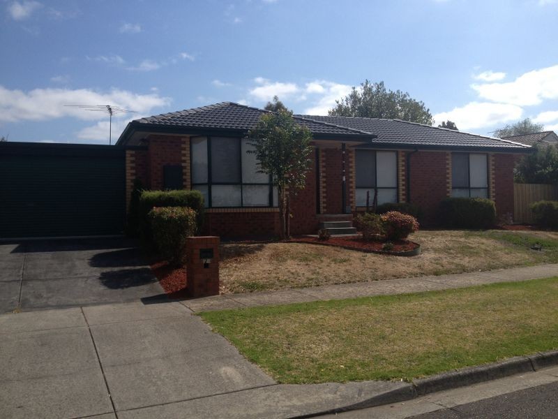 2/10 Topaz Place, Narre Warren VIC 3805