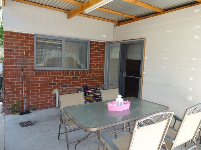 2 Lewisham Close, Hampton Park VIC 3976
