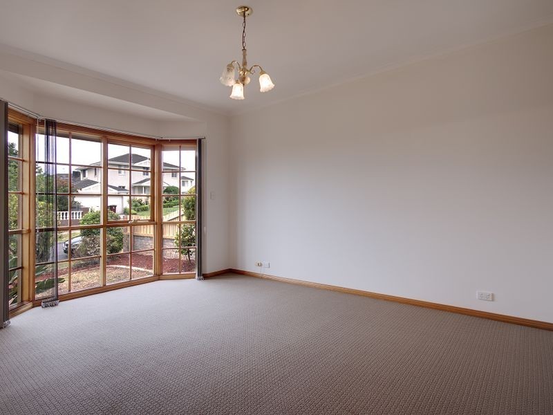 11 Truslove Court, Endeavour Hills VIC 3802