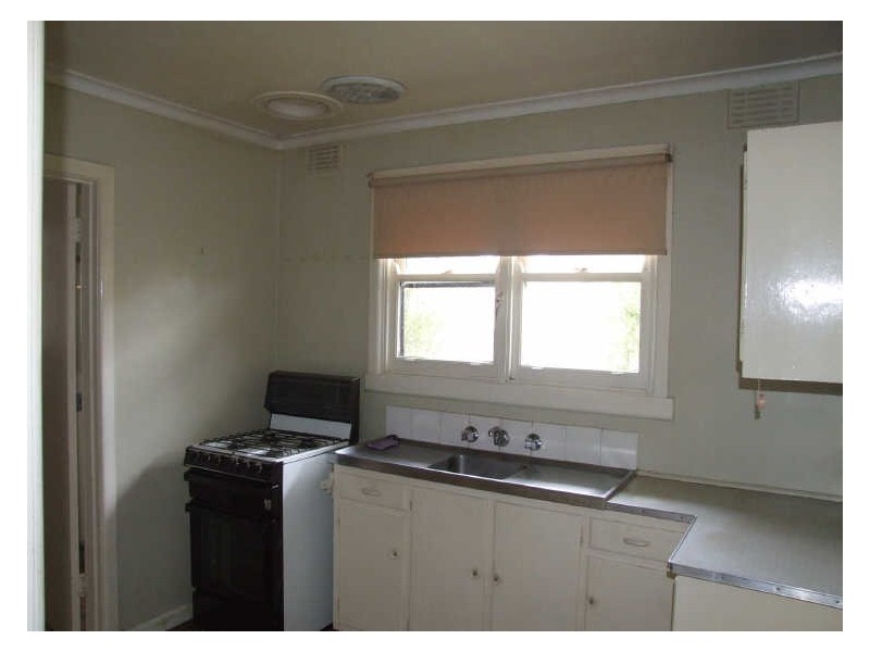 39B Oakwood Avenue, Dandenong North VIC 3175