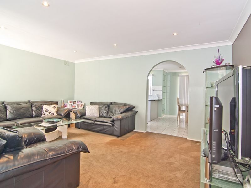 50 Scotsburn Way, Endeavour Hills VIC 3802