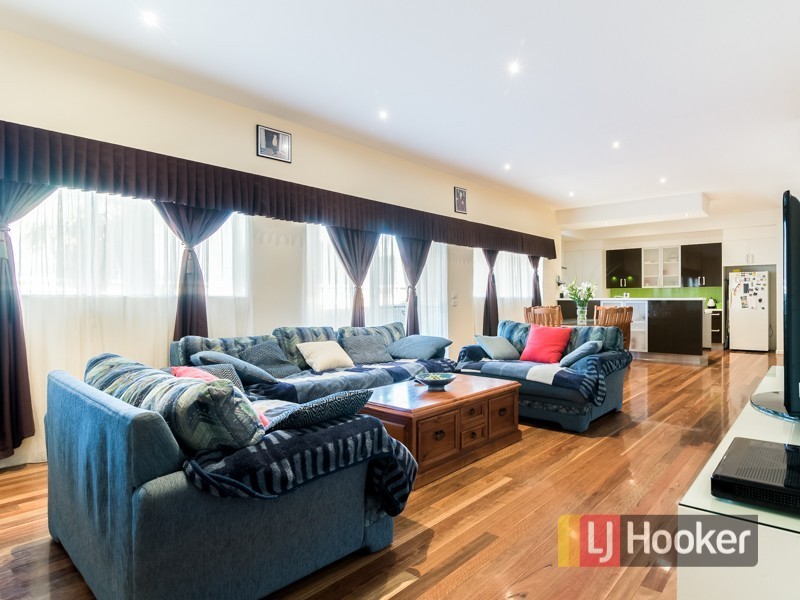 2 Loren Court, Endeavour Hills VIC 3802