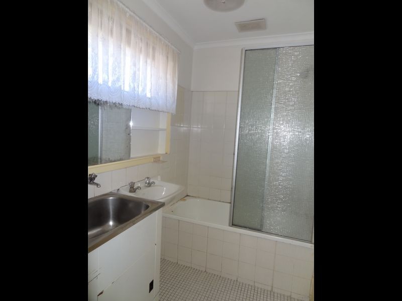 7 Third Avenue, Dandenong North VIC 3175