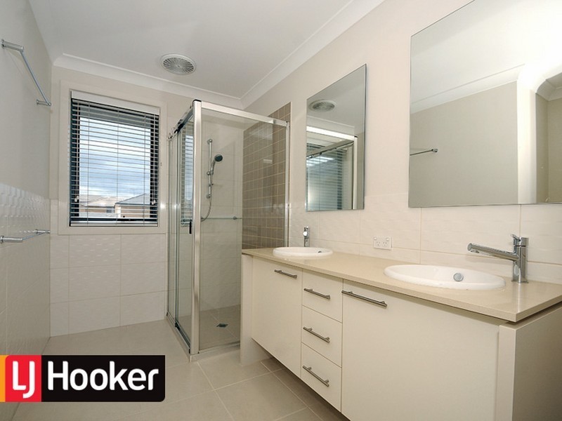 7 Manuscript Drive, Endeavour Hills VIC 3802