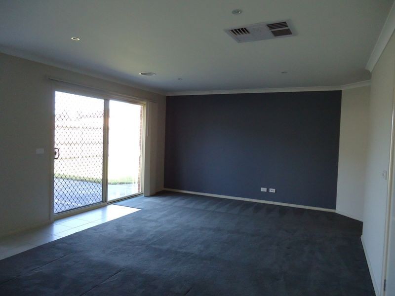 23 Donohue Street, Cranbourne East VIC 3977