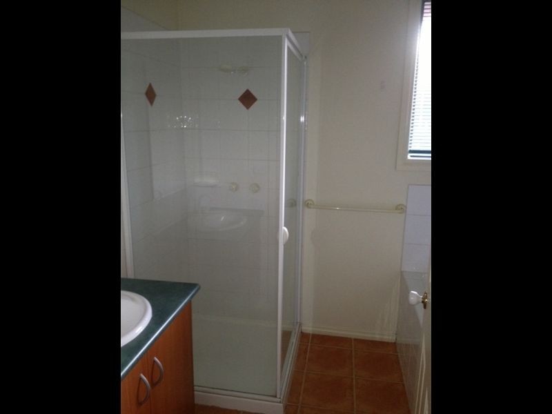 33 Strabane Way, Hampton Park VIC 3976