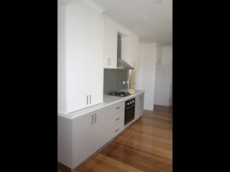 10 Meredith Street, Noble Park North VIC 3174