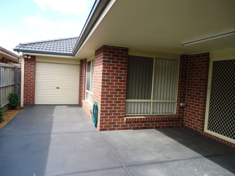 5 Middleton Grove, Berwick VIC 3806