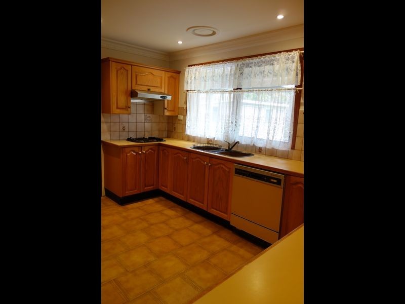 22 Browns Road, Noble Park North VIC 3174