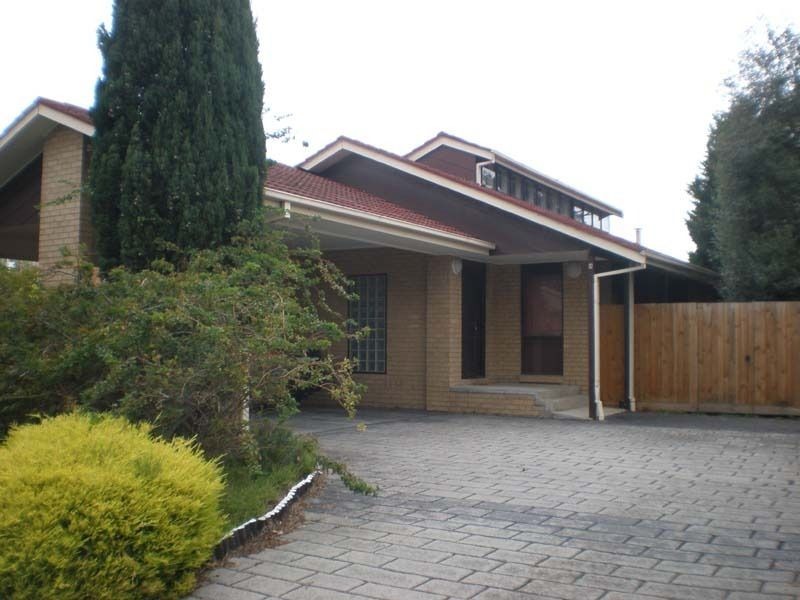 8 Stepney Court, Rowville VIC 3178